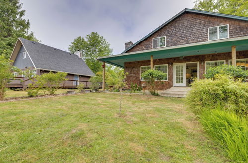 Photo 21 - Charming Rockaway Beach House, Walk to Ocean