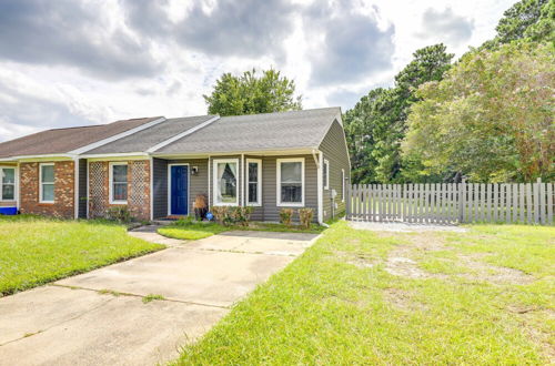 Foto 25 - Charming Jacksonville Abode w/ Patio