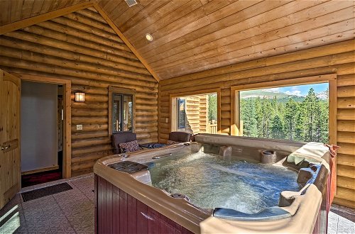 Foto 17 - Expansive Alma Cabin w/ Hot Tub & Mountain Views