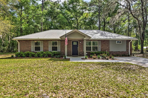 Photo 26 - Serene Live Oak Home w/ Fire Pit by River + Sosmp