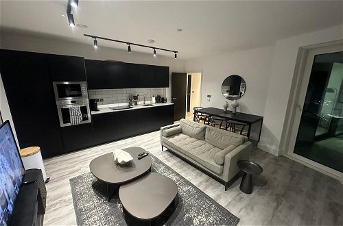 Foto 9 - Impeccable 1bed Flat in West London