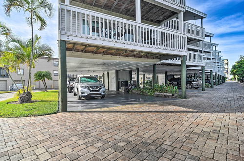 Photo 17 - Sunny Indian Shores Condo - Close to Beach