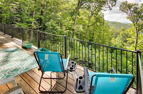 Photo 36 - Modern Fairview Retreat: Spacious Deck + Mtn View