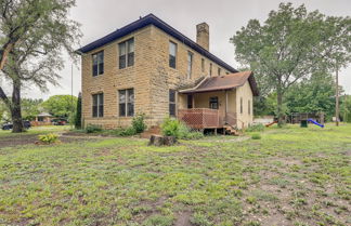 Foto 2 - Renovated Schoolhouse w/ Piano & Private Deck