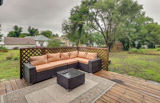 Foto 1 - Renovated Schoolhouse w/ Piano & Private Deck