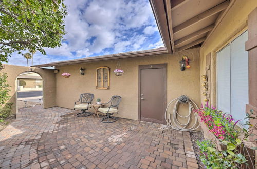 Foto 16 - Well-appointed Glendale Home w/ Outdoor Pool