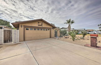 Photo 2 - Well-appointed Glendale Home w/ Outdoor Pool