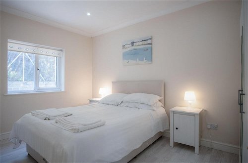 Photo 4 - Sunbeam - 2 Bedroom Apartment - Pendine