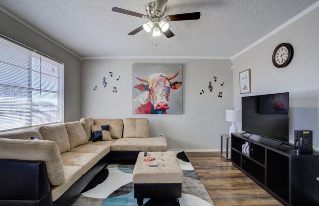 La Palma Guesthouse - Near Texas Tech - Photo 1