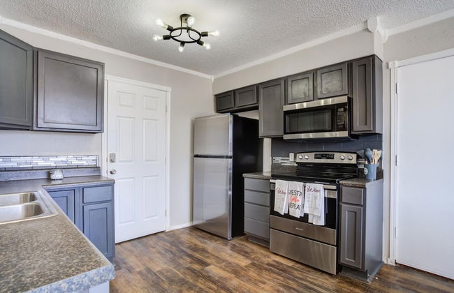 La Palma Guesthouse - Near Texas Tech - Photo 36