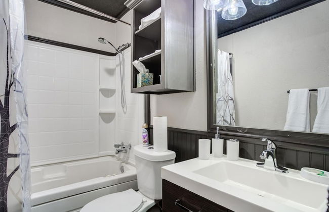 La Palma Guesthouse - Near Texas Tech - Photo 15