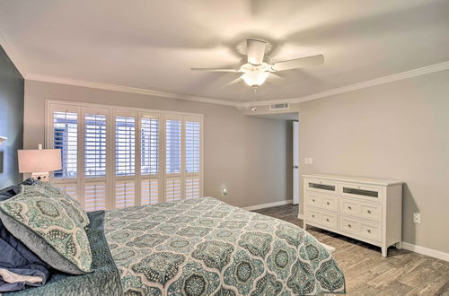 Photo 15 - Elegant FL Condo w/ Pool: Walk to Madeira Beach