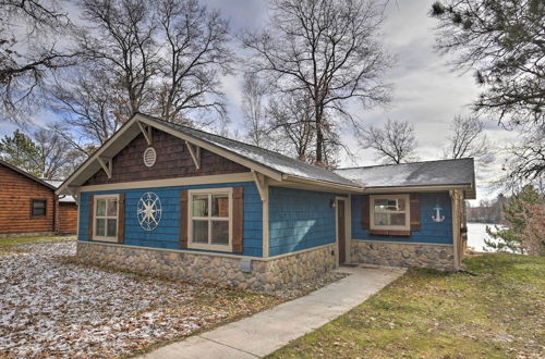 Photo 6 - Tranquil Lakefront Cabin: Fire Pit, Grill & Patio