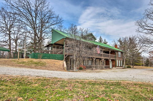 Photo 34 - Family Apartment w/ Fireplace & Front Porch