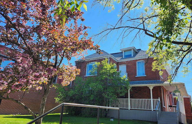 Stone House Kenora - Photo 1