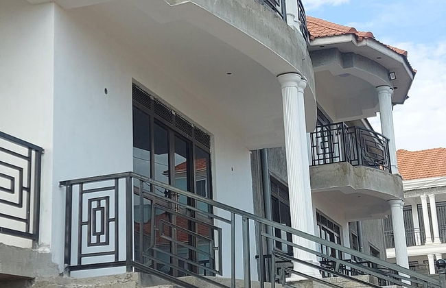 2-bed Apartment Sleeps 4 - Balcony - Pets Welcome - Foto 20