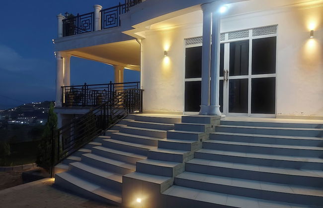 2-bed Apartment Sleeps 4 - Balcony - Pets Welcome - Foto 22