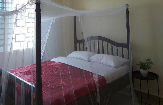 2-bed Apartment Sleeps 4 - Balcony - Pets Welcome - Foto 7