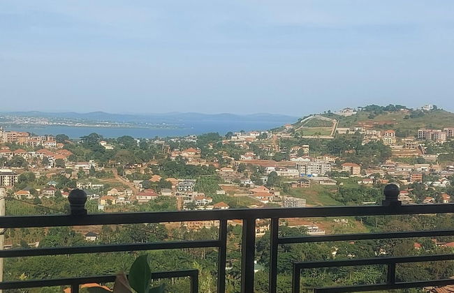 2-bed Apartment Sleeps 4 - Balcony - Pets Welcome - Foto 17