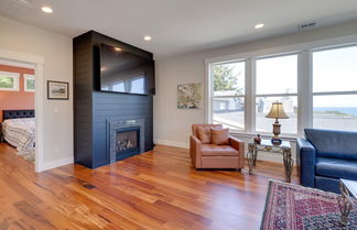 Photo 3 - Modern Arch Cape Home: Ocean View, Steps to Beach