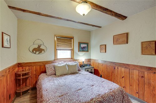 Foto 27 - Cozy Sturgis Cabin Rental in Black Hills Forest