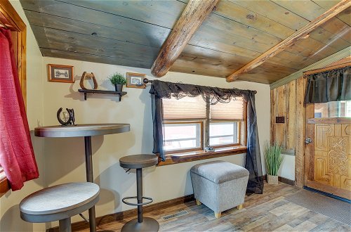 Foto 29 - Cozy Sturgis Cabin Rental in Black Hills Forest