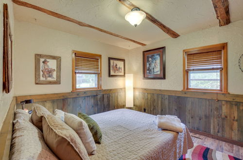 Foto 13 - Cozy Sturgis Cabin Rental in Black Hills Forest