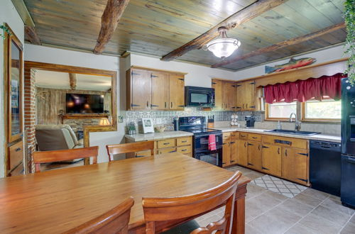 Foto 24 - Cozy Sturgis Cabin Rental in Black Hills Forest