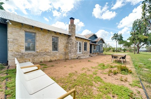 Photo 5 - Rural Texas Vacation Rental w/ Fireplace