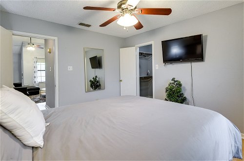 Photo 23 - Charming Fort Worth Home - 12 Mi to Downtown