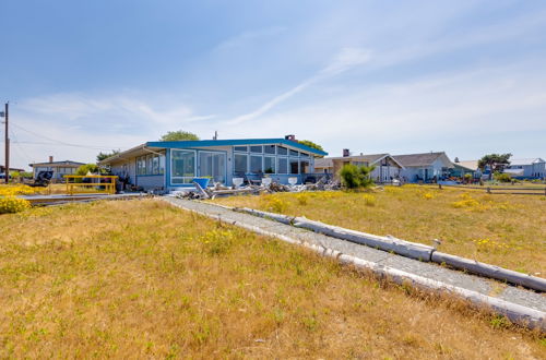 Photo 19 - Point Roberts Cottage w/ Ocean Views + Hot Tub