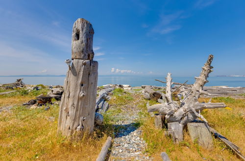 Photo 10 - Point Roberts Cottage w/ Ocean Views + Hot Tub