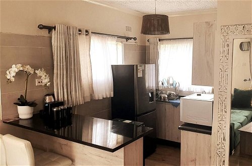Foto 1 - Gorgeous 1-bed Apartment in Harare