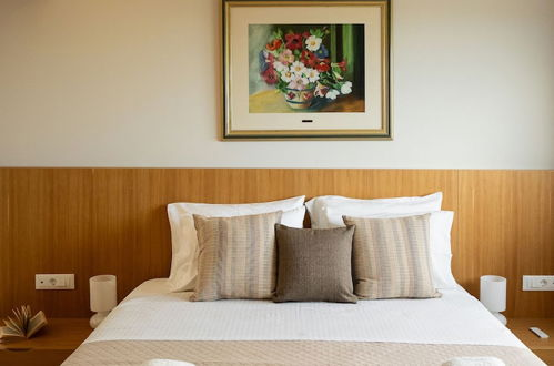 Foto 5 - Luxurious 6- Bed Private Villa in Heraklion Crete
