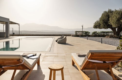 Photo 50 - Luxurious 6- Bed Private Villa in Heraklion Crete
