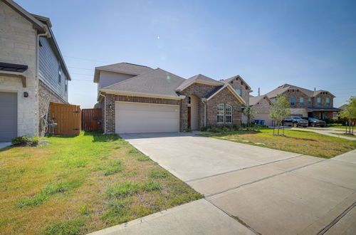 Photo 4 - Spacious Texas Vacation Rental w/ Community Pool