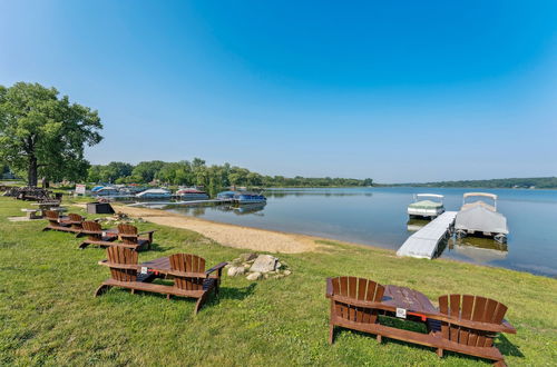 Foto 7 - Delavan Retreat w/ Patio on Turtle Lake