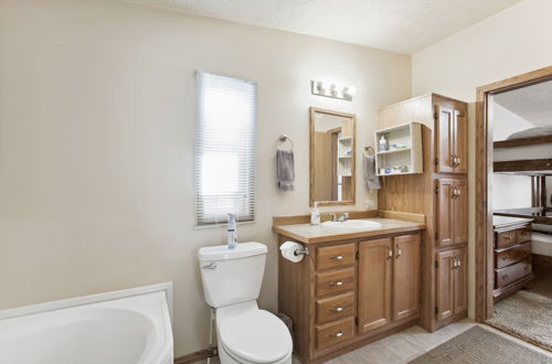 Photo 5 - Fort Smith Vacation Rental Near Bighorn River