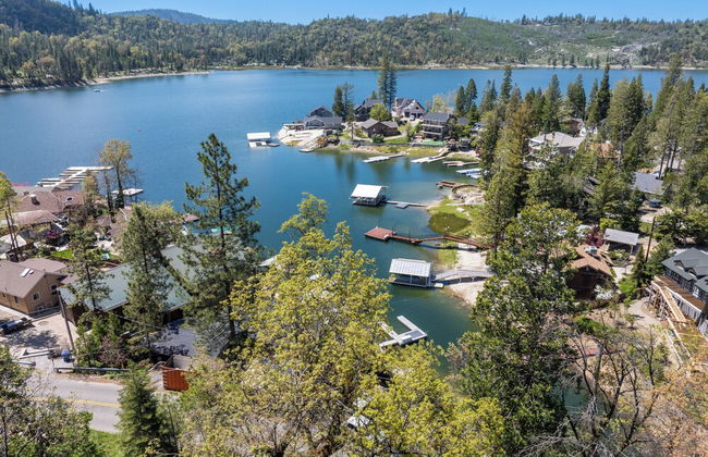 Bass Lake Beauty! 4 BDR Sleeps 16, Lakefront Views - Foto 58