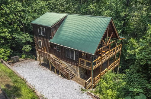 Foto 36 - Hidden Haven Log Cabin w/ Private Hot Tub