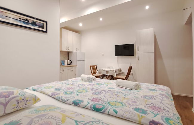 Studio Leo Apartment - Foto 13