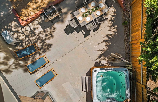 Alpenglow Chateau by Avantstay Ideal Big Bear Location w/ Pool Table & Hot Tub! - Foto 36