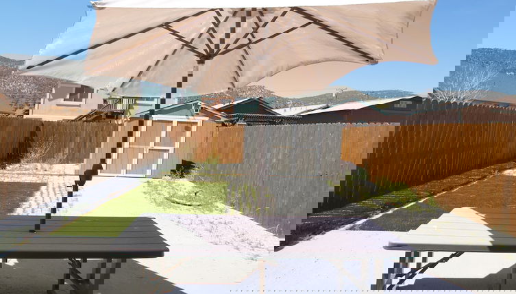 Foto 1 - The Rock House