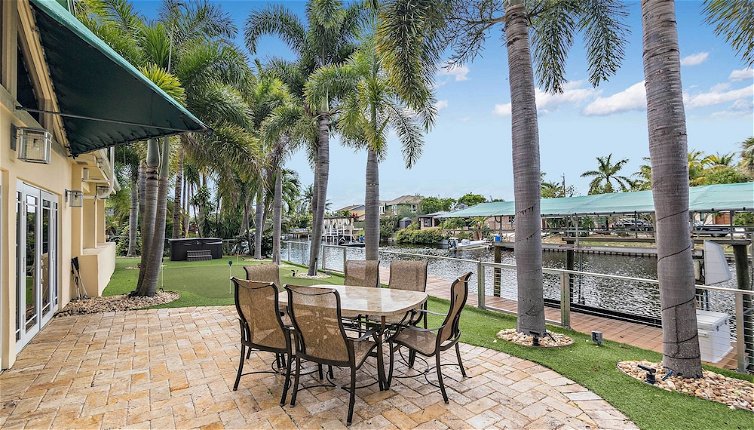 Foto 1 - Sunny Waterfront Home by West Palm w/ Hot Tub