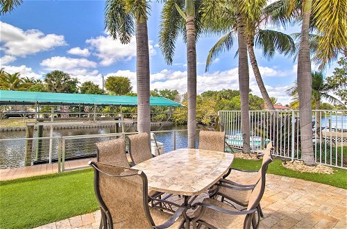 Photo 2 - Sunny Waterfront Home by West Palm w/ Hot Tub