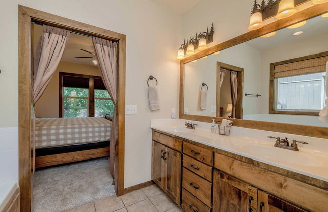 Hickory Hideaway - Communal Pool Access - Foto 19