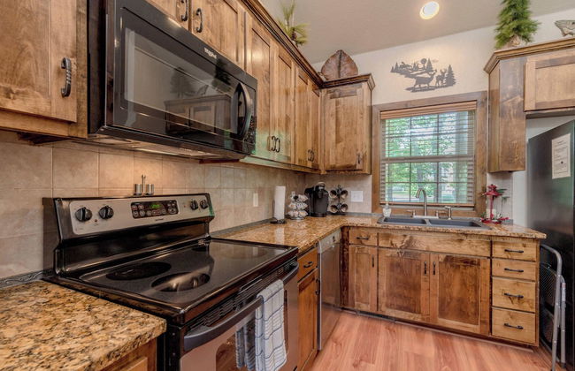 Hickory Hideaway - Communal Pool Access - Foto 18