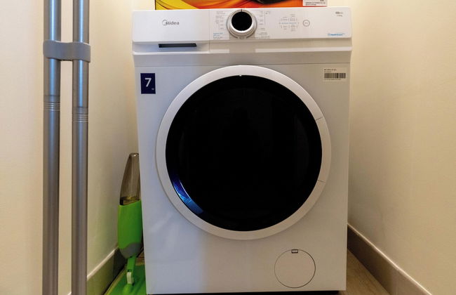 Whitesage - Super Spacious Apt with Dubai Garden Glow Views - Photo 26