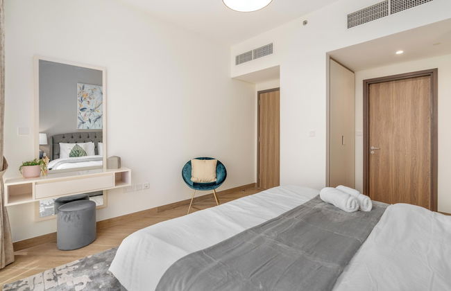 Whitesage - Super Spacious Apt with Dubai Garden Glow Views - Photo 8