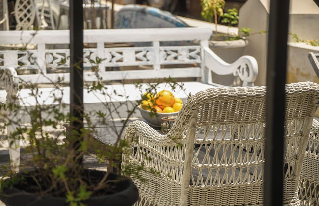 Elegant 1BR Apt w Balcony in the City - Foto 28